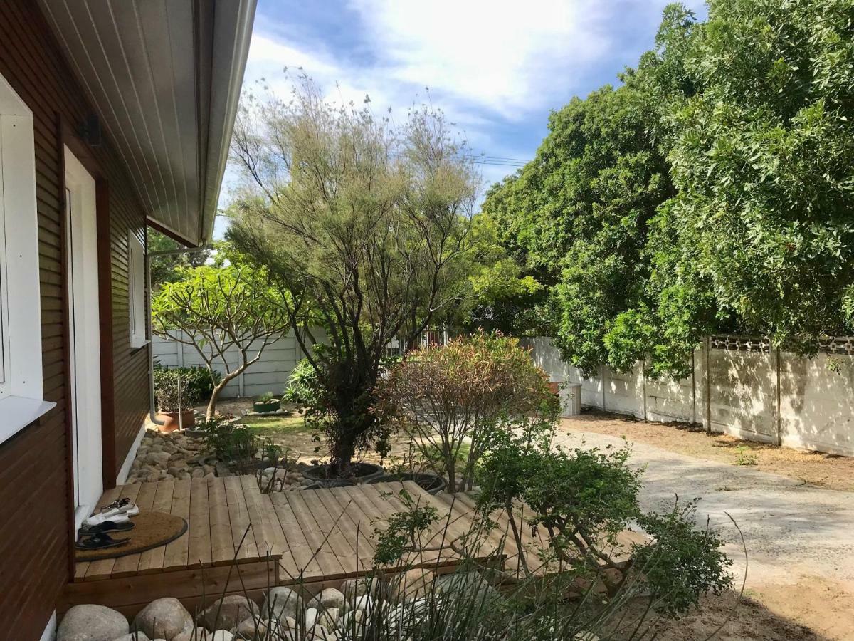 African Holiday Home In Table View Cape Town Exterior foto