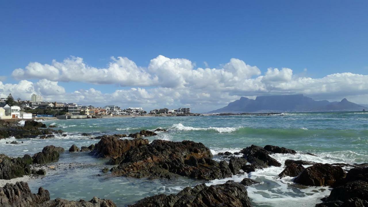 African Holiday Home In Table View Cape Town Exterior foto